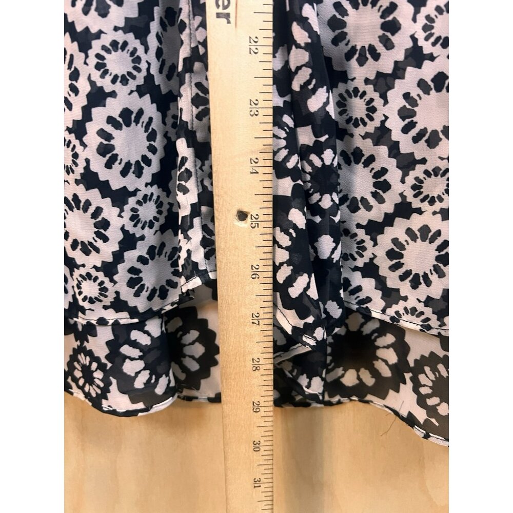 Lane Bryant Top Womens Size 22 / 24 Black White Print Sheer Flowy Blouse Scarf - Picture 13 of 16